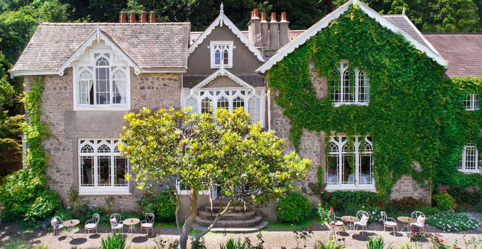 Penally Abbey picks up ‘Best Hotel in Wales’ award tenbytoday.co.uk